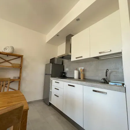Seasun Apartment *